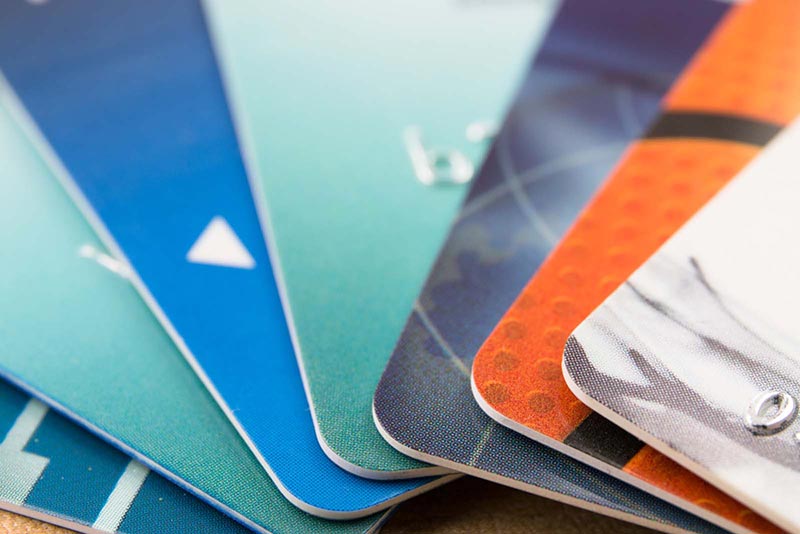 Expiration carte bancaire : que faire ?